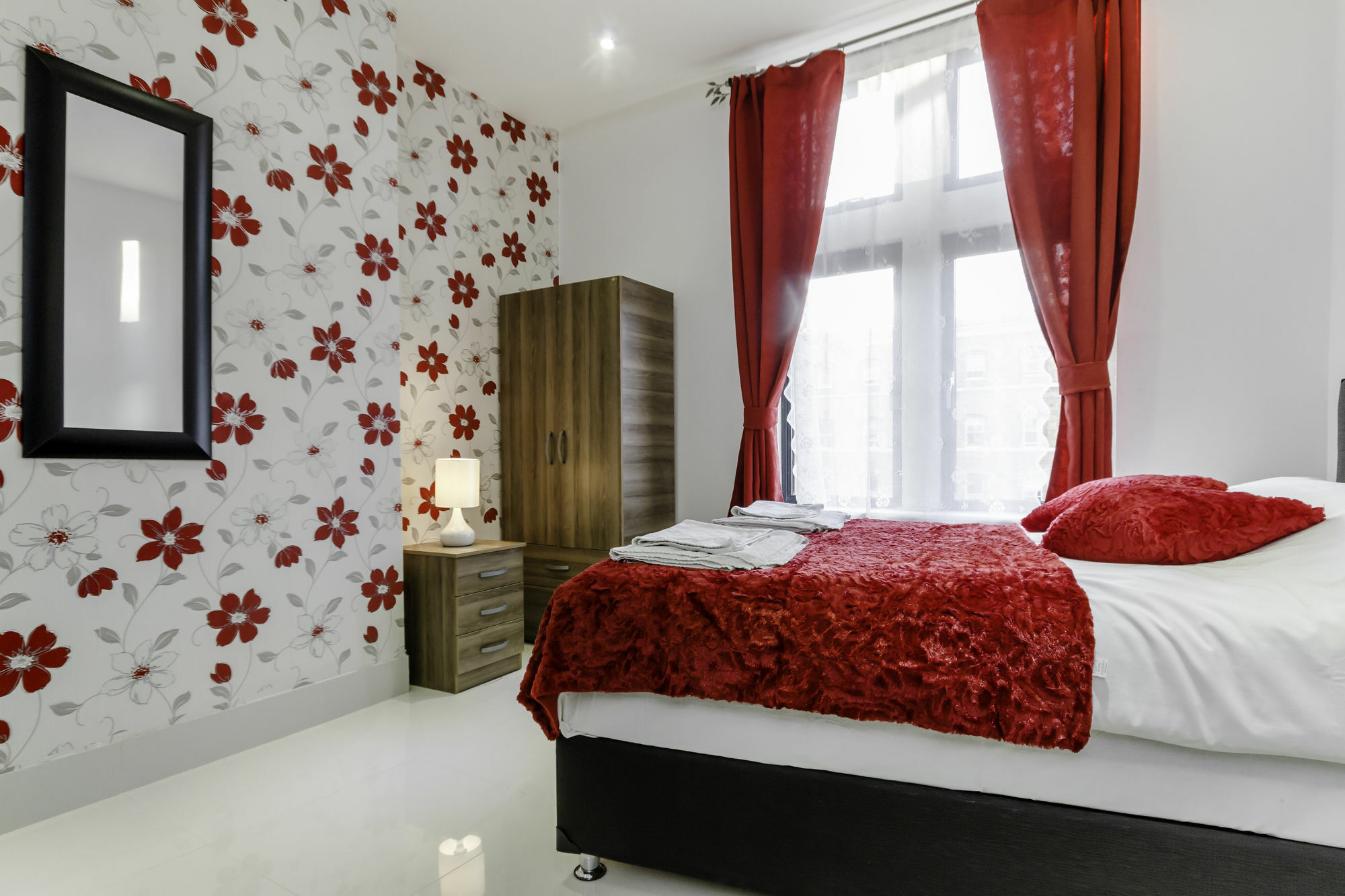 לונדון City Gate Serviced Apartments מראה חיצוני תמונה