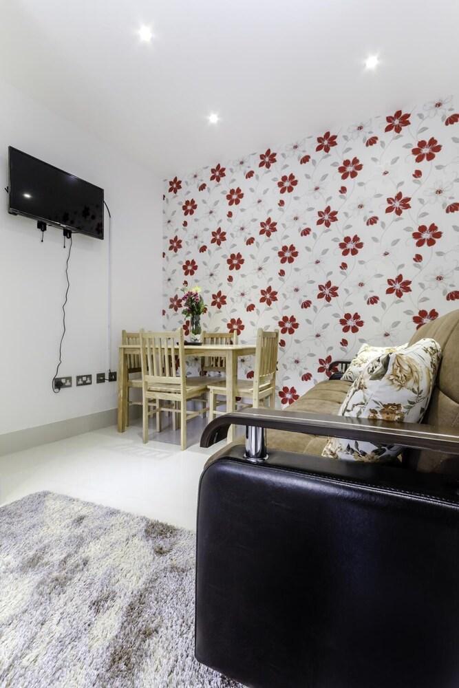 לונדון City Gate Serviced Apartments מראה חיצוני תמונה